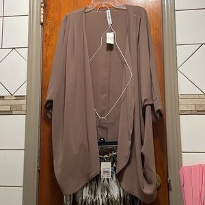 Zenana open front top and C Est 1946 pants